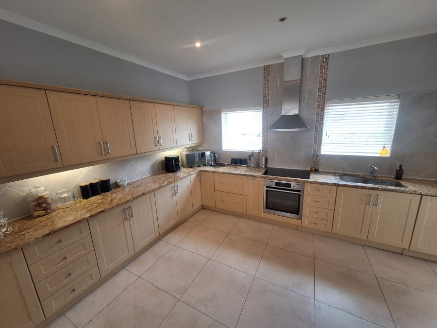 2 Bedroom Property for Sale in Fountains Estate Eastern Cape